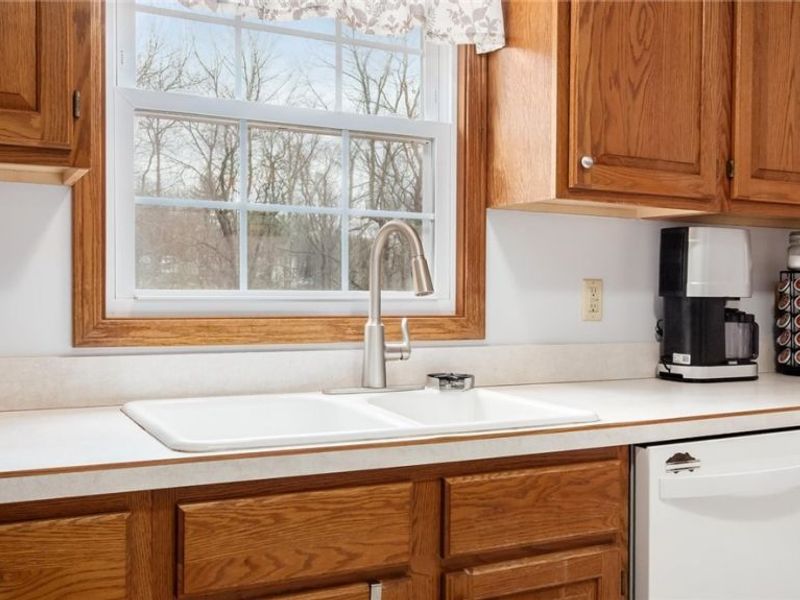 61266 Kent Lane, Cambridge, OH 43725 Photo 10