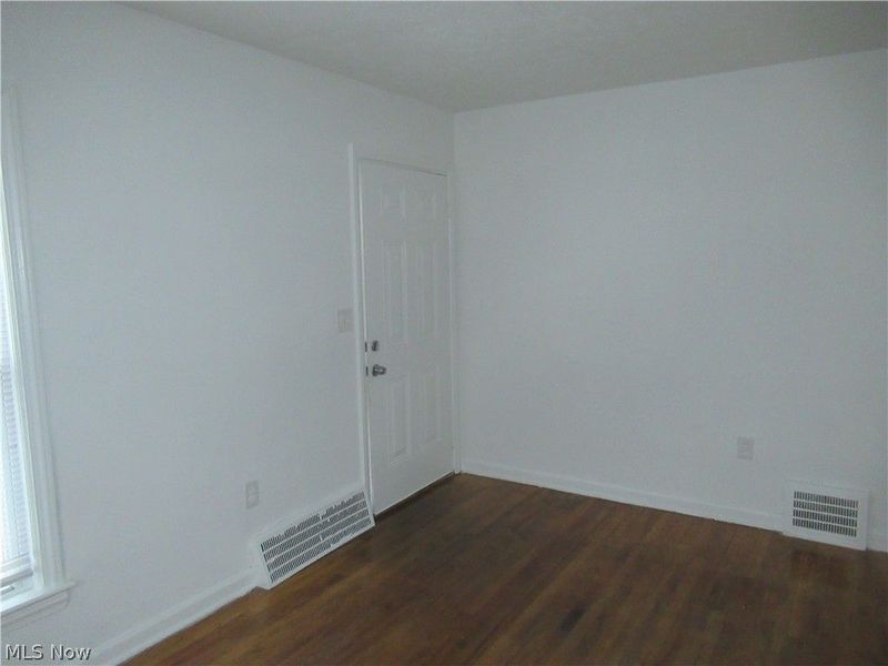 1616 Douglas Road, Wickliffe, OH 44092 Photo 2