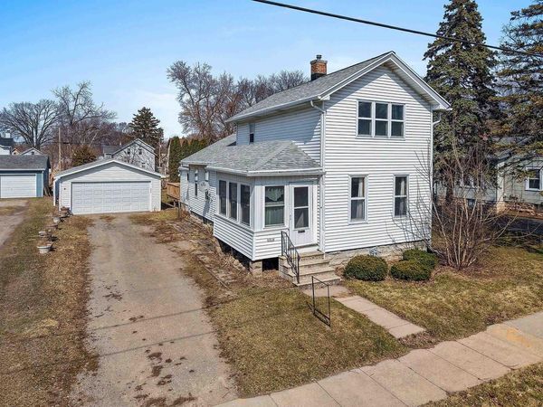 1016 OTTER AVENUE, Oshkosh, WI 54901