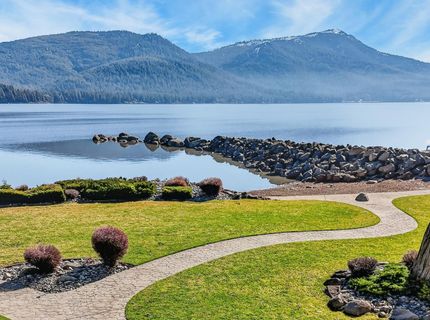 78 Lakeside Drive, Lake Almanor, CA 96137 Photo