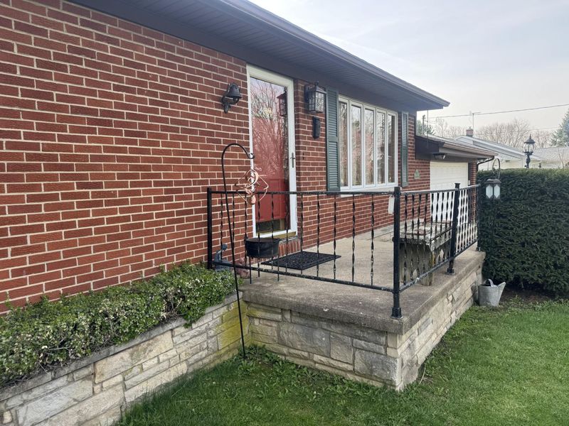 2818 Anita Drive, Springfield, OH 45504 Photo 3