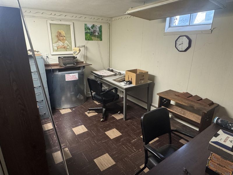 2818 Anita Drive, Springfield, OH 45504 Photo 32