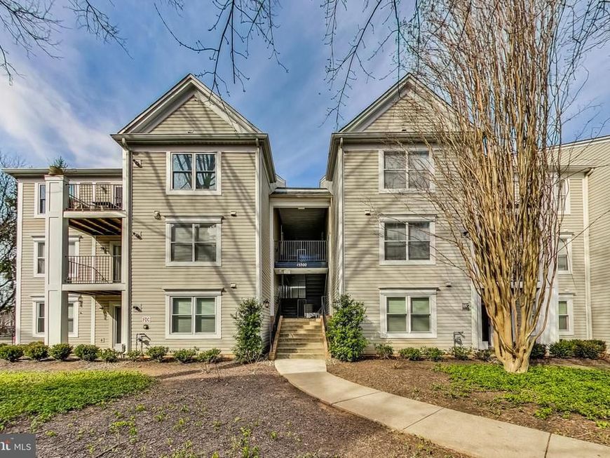 15300 Diamond Cove Terrace, Unit 4, Rockville, MD 20850 Main Photo