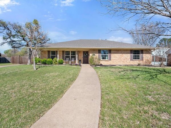1415 Moss Rose Circle, Irving, TX 75061