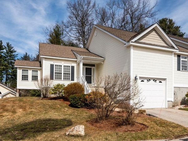 34 Mammoth Road, Unit 16, Hooksett, NH 03106