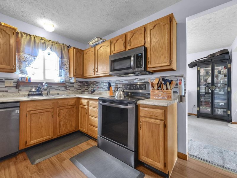 3624 High Creek Drive , Columbus, OH 43223 Photo 10