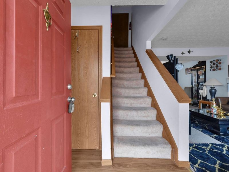 3624 High Creek Drive , Columbus, OH 43223 Photo 5