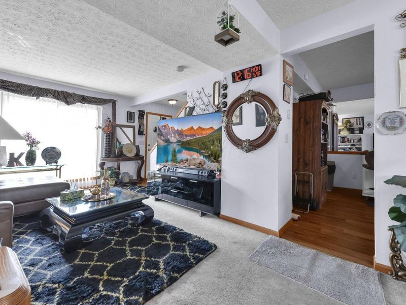 3624 High Creek Drive , Columbus, OH 43223 Photo 7