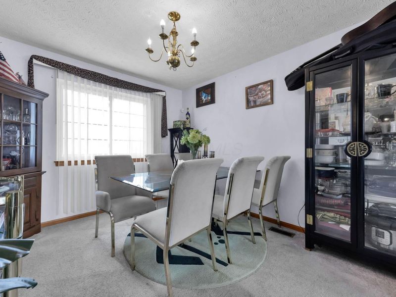 3624 High Creek Drive , Columbus, OH 43223 Photo 8