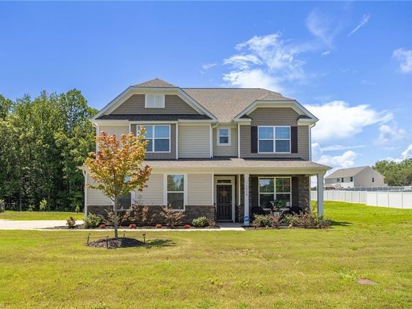 1514 Motsinger Road , Winston-Salem, NC 27107