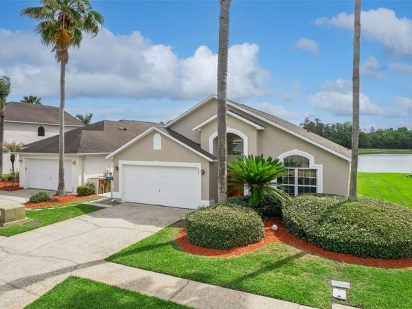 967 LAKE BERKLEY DRIVE , KISSIMMEE, FL 34746