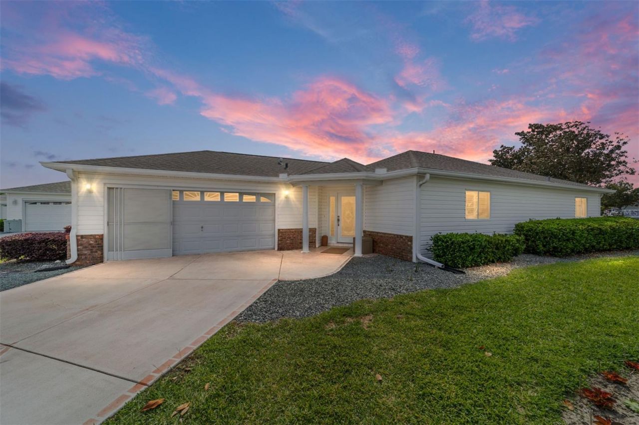 8608 SE 141st Street Road , Summerfield, FL 34491 Main Photo