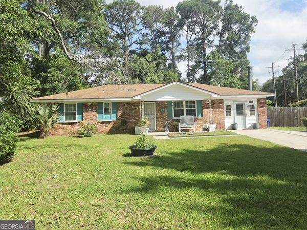128 Wassaw Road, Savannah, GA 31410