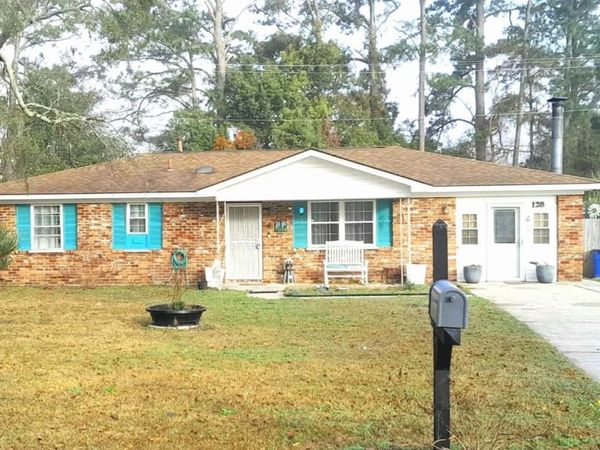 128 Wassaw Road, Savannah, GA 31410