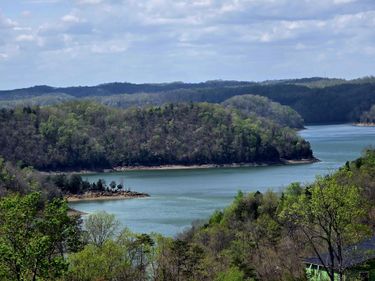 100 Waters Edge Trail, Monticello, KY 42633