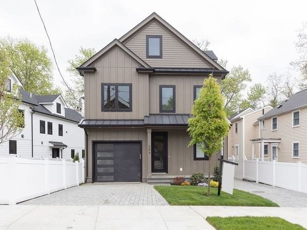 356 Linwood Ave, Unit 1, Newton, MA 02460