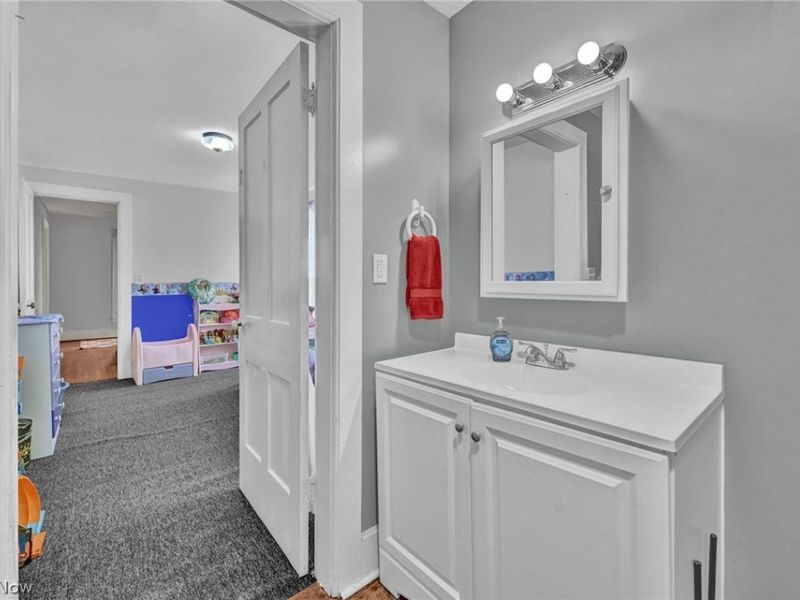 112 Adams Street , Wellington, OH 44090 Photo 8