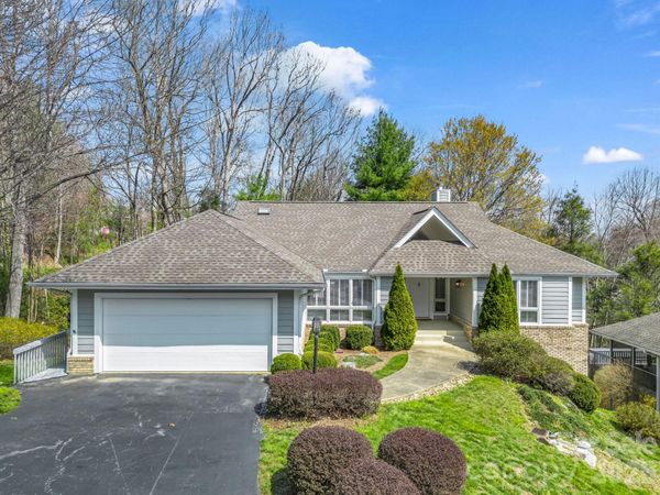 111 Broadmoor Drive , Flat Rock, NC 28731