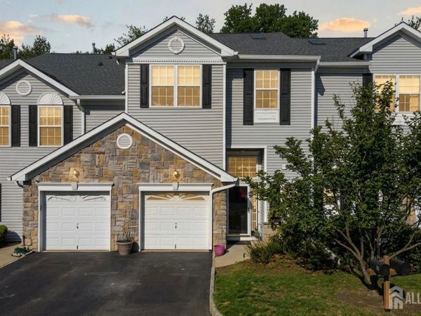 14 Linda Court, South Amboy, NJ 08879