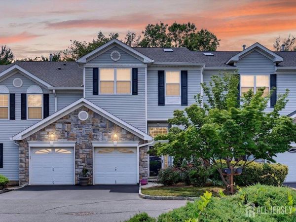 14 Linda Court, South Amboy, NJ 08879