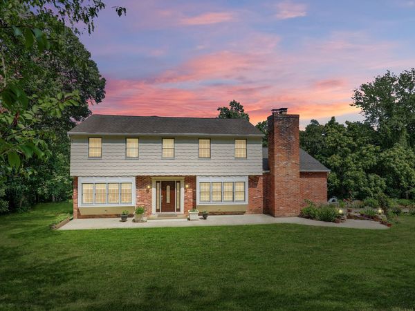 11 Ariel , Woodbridge, CT 06525