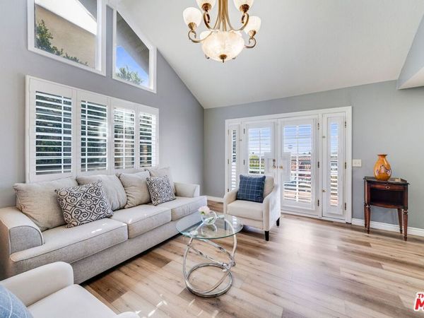 3860 Cazador Street, Los Angeles, CA 90065