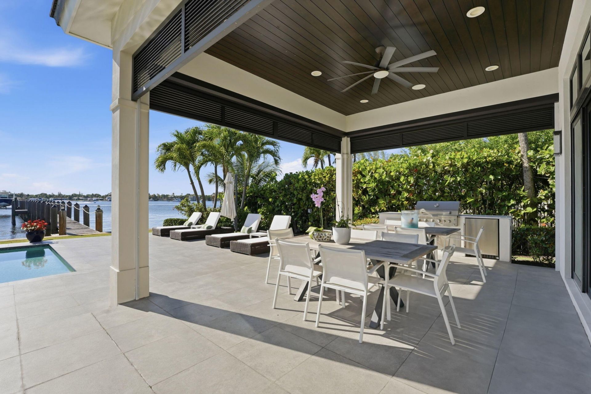 825 W Oyster Lane, Lantana, FL 33462 Photo