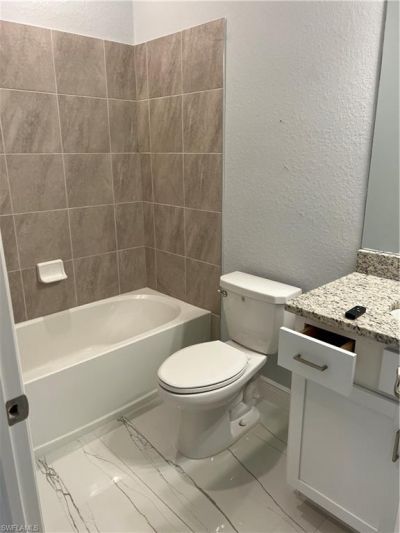 4351 Bluegrass Dr, Fort Myers, FL 33916 Photo