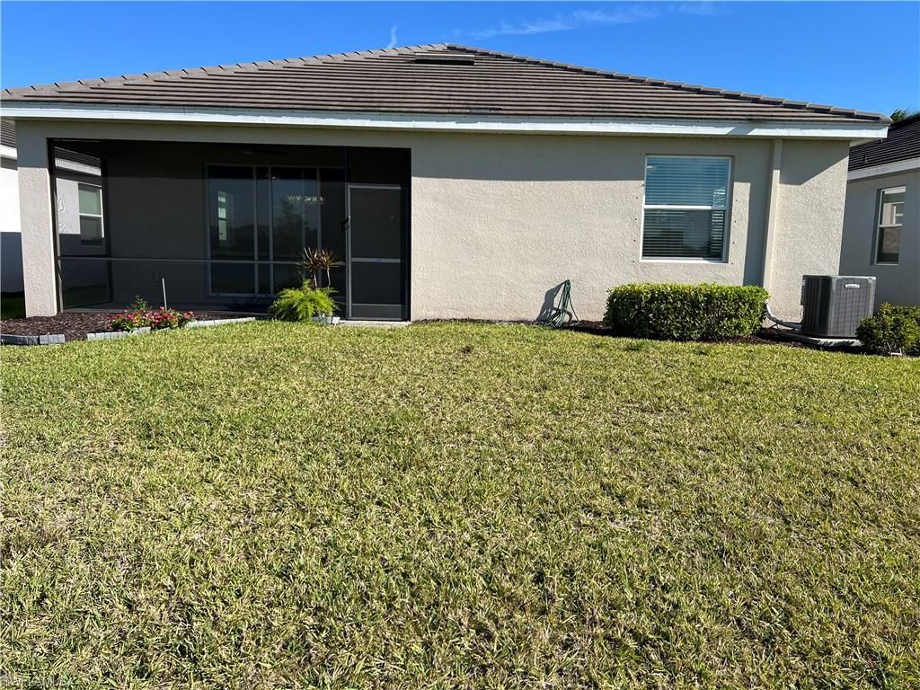 4351 Bluegrass Dr, Fort Myers, FL 33916 Photo