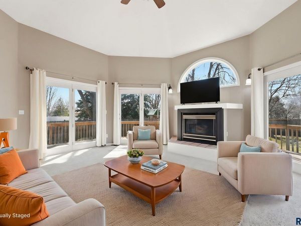 4425 W Mesa Pass, Sioux Falls, SD 57106