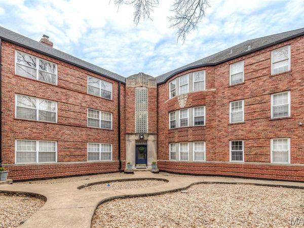 7545 Wellington Way , Unit 1A, Clayton, MO 63105