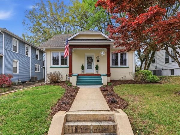 1716 Elizabeth Avenue, Winston-Salem, NC 27103