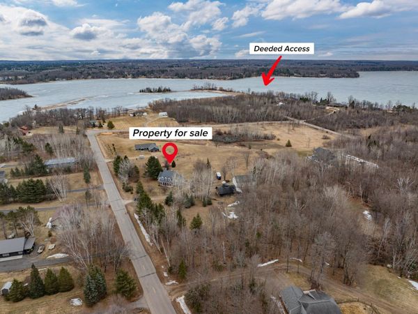 34947 Hanna Road, Cohasset, MN 55721