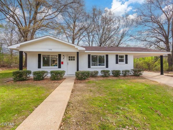 705 George Street, Trenton, TN 38382