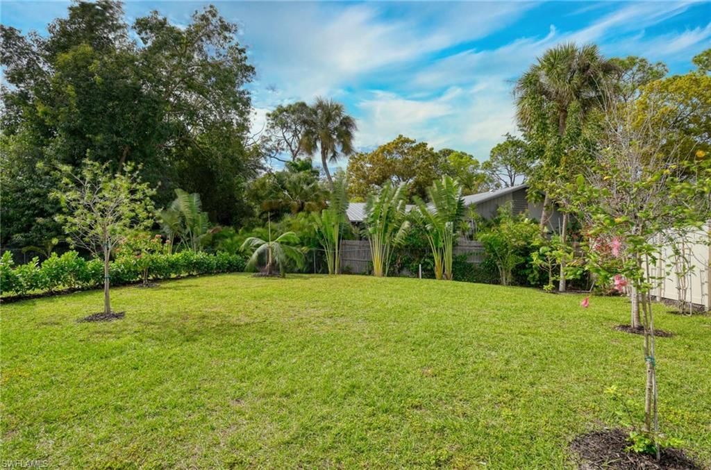 1147 Steeves Ave, Naples, FL 34104 Photo