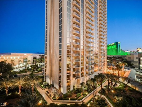 125 E Harmon Avenue , Unit 1214, Las Vegas, NV 89109