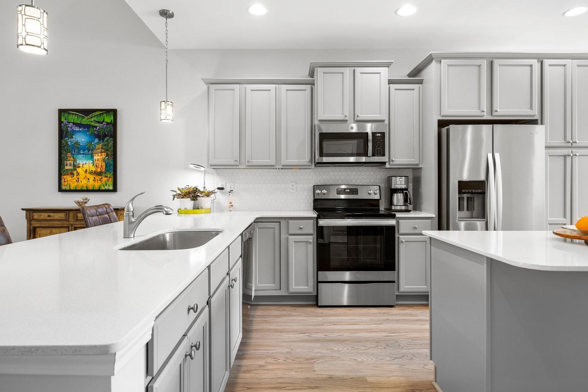 400 Camberly Dr. Photo 10