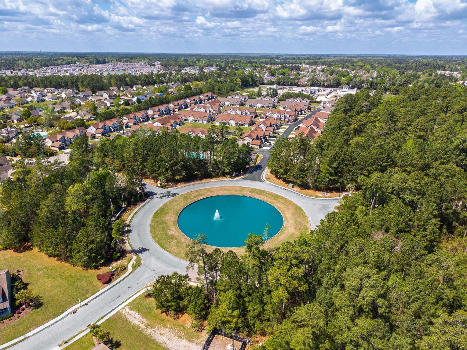 400 Camberly Dr. Photo 31