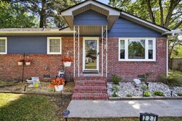 227 Birch Avenue photo 4