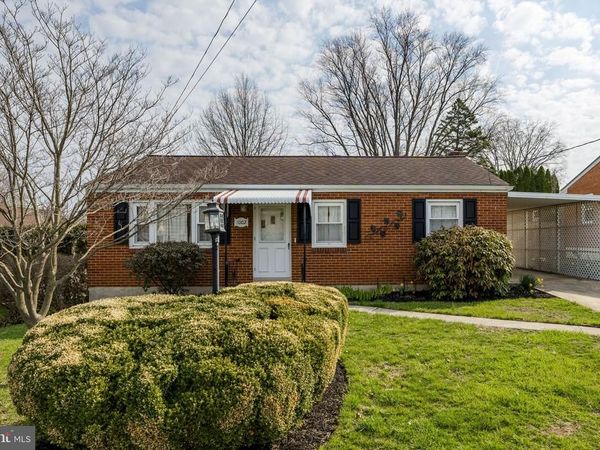 1002 S 1ST AVENUE, LEBANON, PA 17042