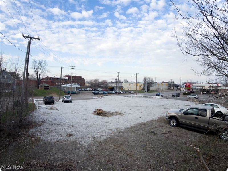 Navarre Road SW, Canton, OH 44706 Photo 3