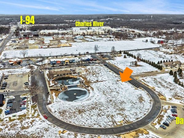 56400 Village Center Circle, Mattawan, MI 49071