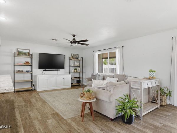962 E 8TH Place, Mesa, AZ 85203