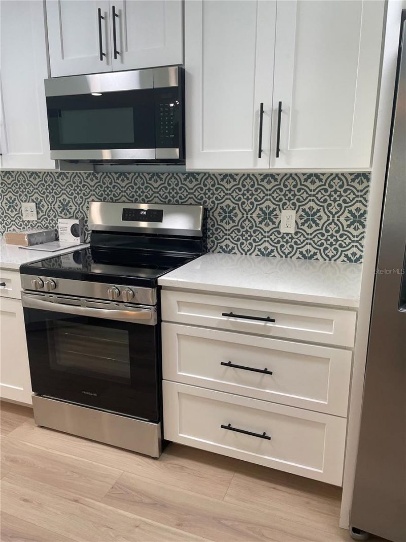 5277 Isla Key Boulevard S, Unit 321, Saint Petersburg, FL 33715 Photo