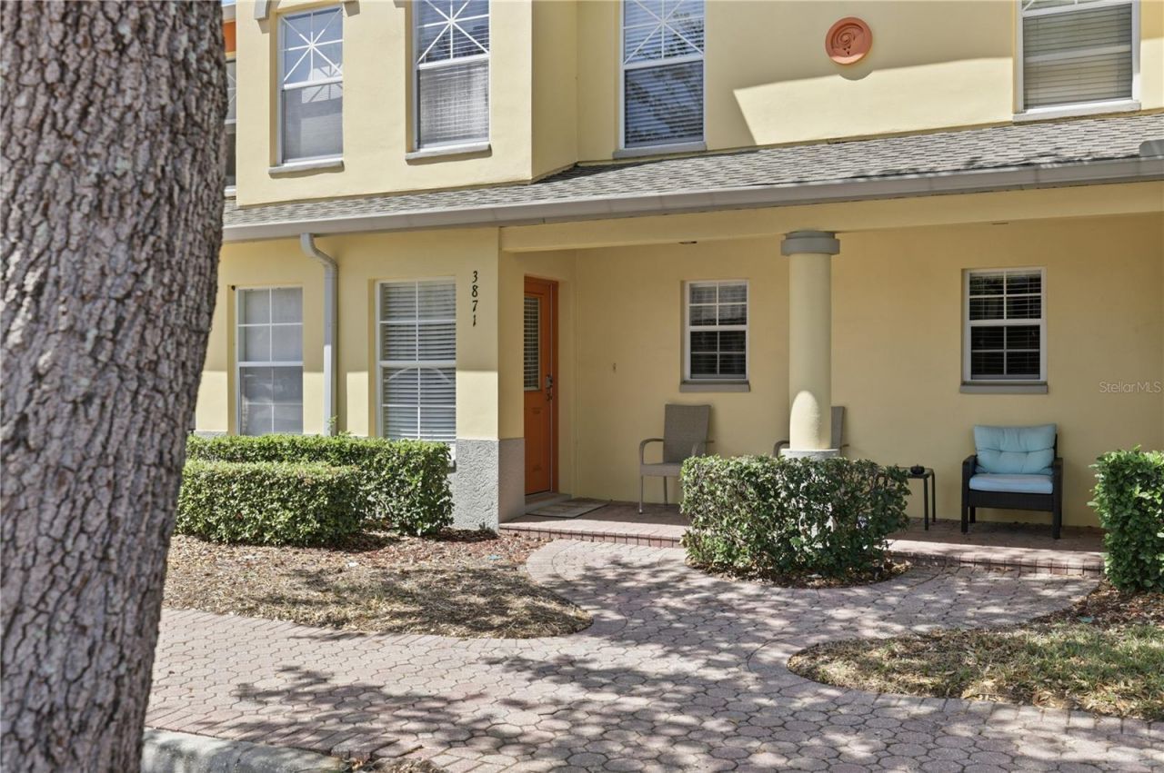 3871 Mariner Drive , Saint Petersburg, FL 33705 Photo