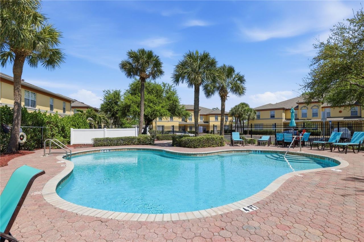 3871 Mariner Drive , Saint Petersburg, FL 33705 Photo