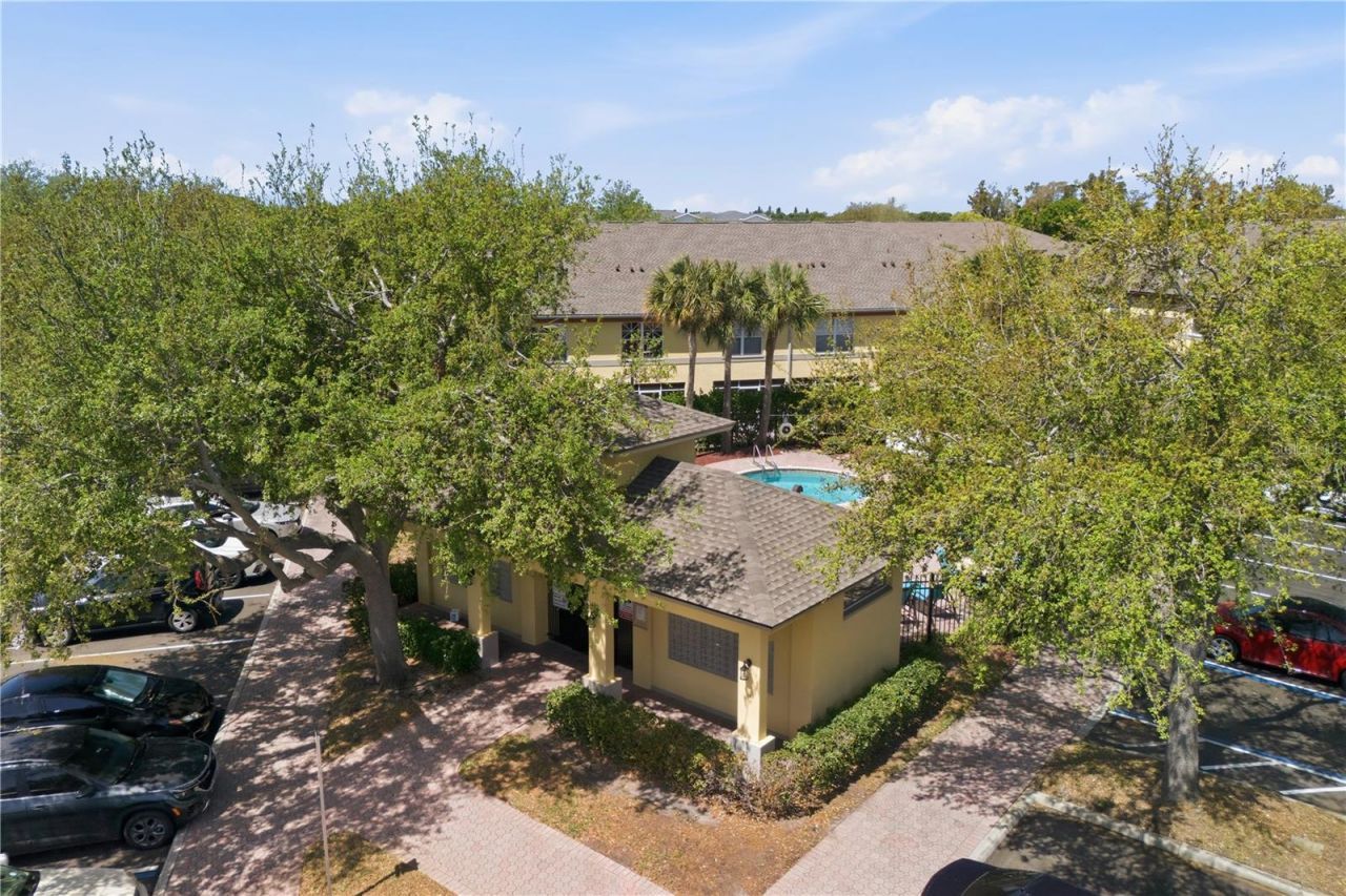 3871 Mariner Drive , Saint Petersburg, FL 33705 Photo