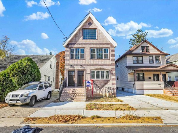 11822 201st Street, Hollis, NY 11412