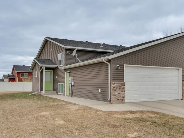 2524 7th Court W, West Fargo, ND 58078