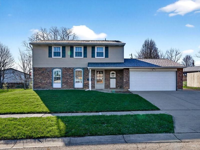 7064 Safari Drive, Huber Heights, OH 45424 Photo 1